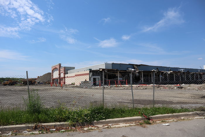 Eastland Center (Eastland Shopping Center, Eastland Mall) - June 11 2022 Photo (newer photo)